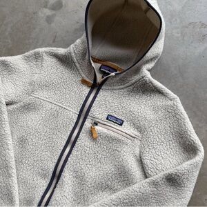 Patagonia Cream Fleece Jacket with Navy Accents